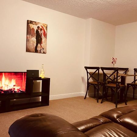 Cosy Home Near Hospital Carlisle  Bagian luar foto