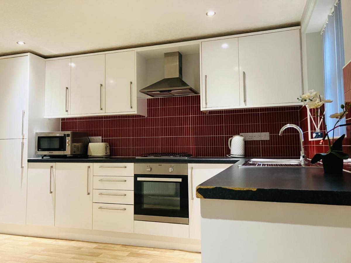 Cosy Home Near Hospital Carlisle  Bagian luar foto