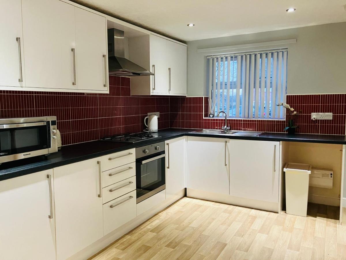 Cosy Home Near Hospital Carlisle  Bagian luar foto