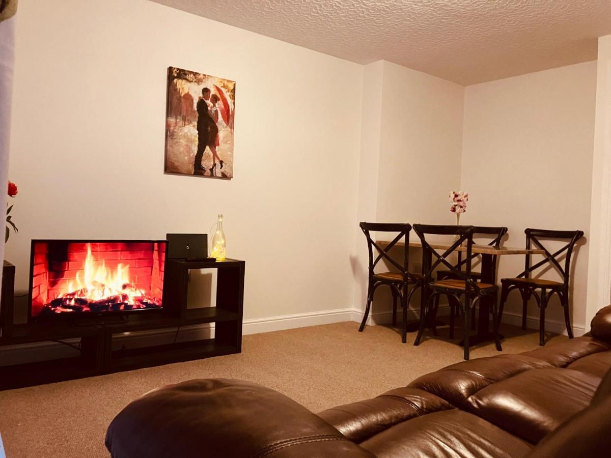 Cosy Home Near Hospital Carlisle  Bagian luar foto